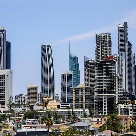 Modern 1 Brm Apartment With Pool Close To Beach Gold Coast Bagian luar foto
