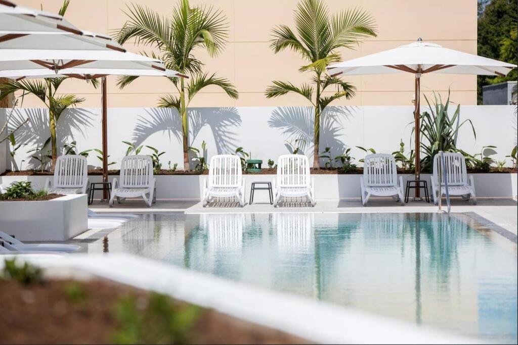 Modern 1 Brm Apartment With Pool Close To Beach Gold Coast Bagian luar foto